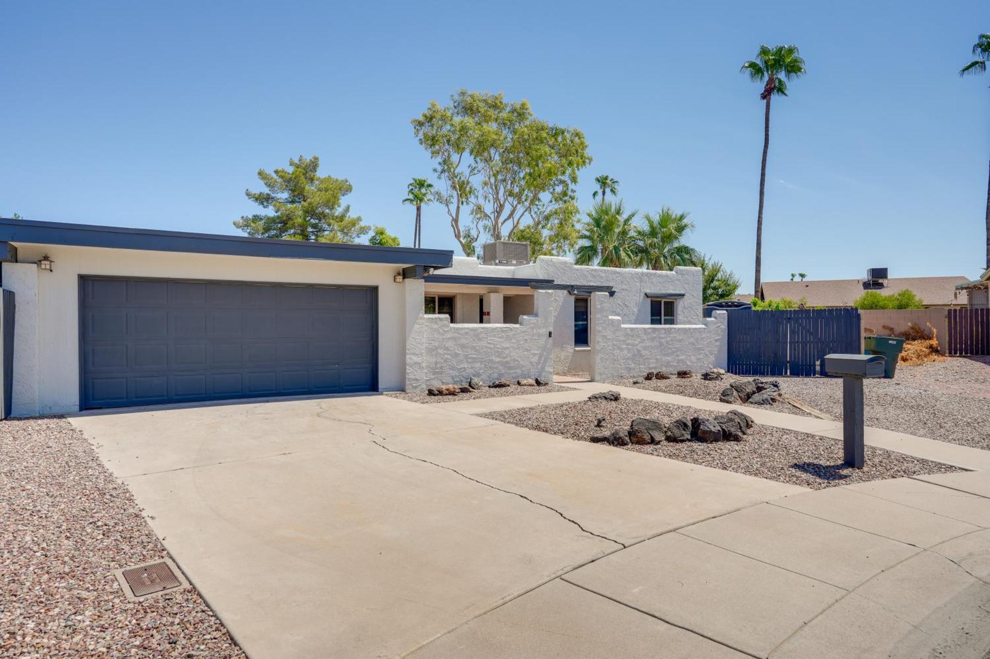 Phoenix Home With Pool About 10 Mi To Camelback Mtn エクステリア 写真